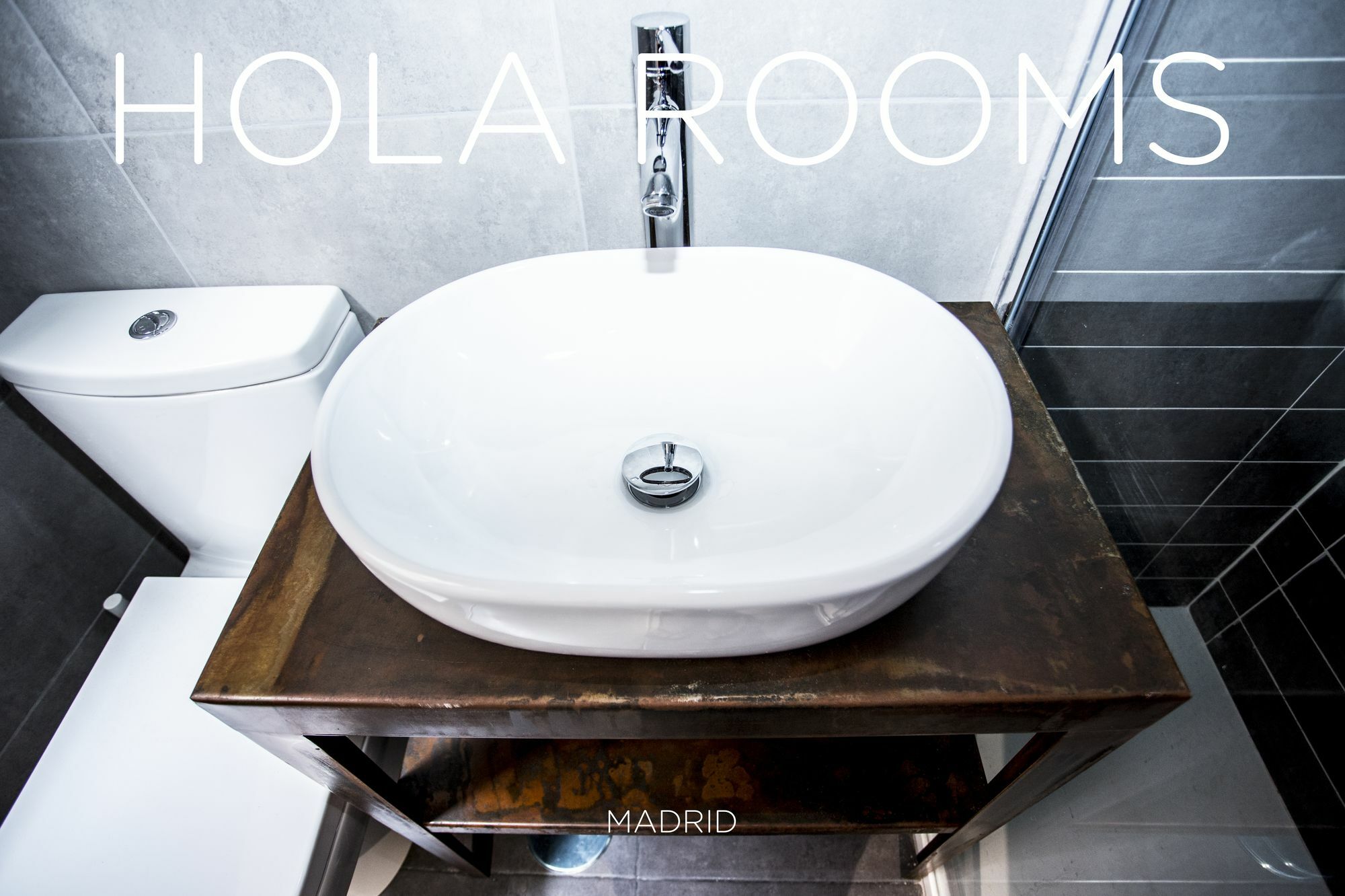 Hola Rooms Madrid Bagian luar foto