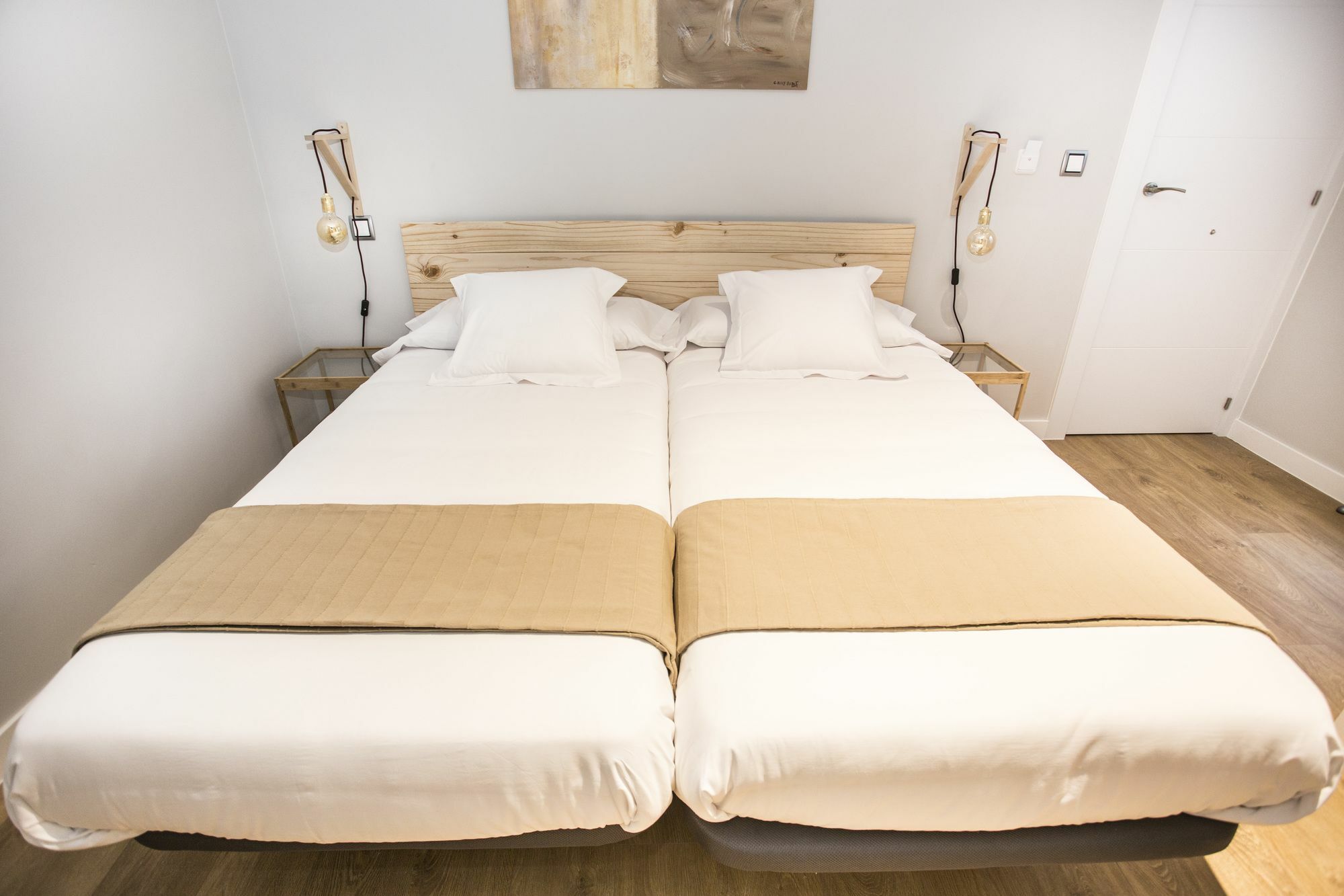 Hola Rooms Madrid Bagian luar foto