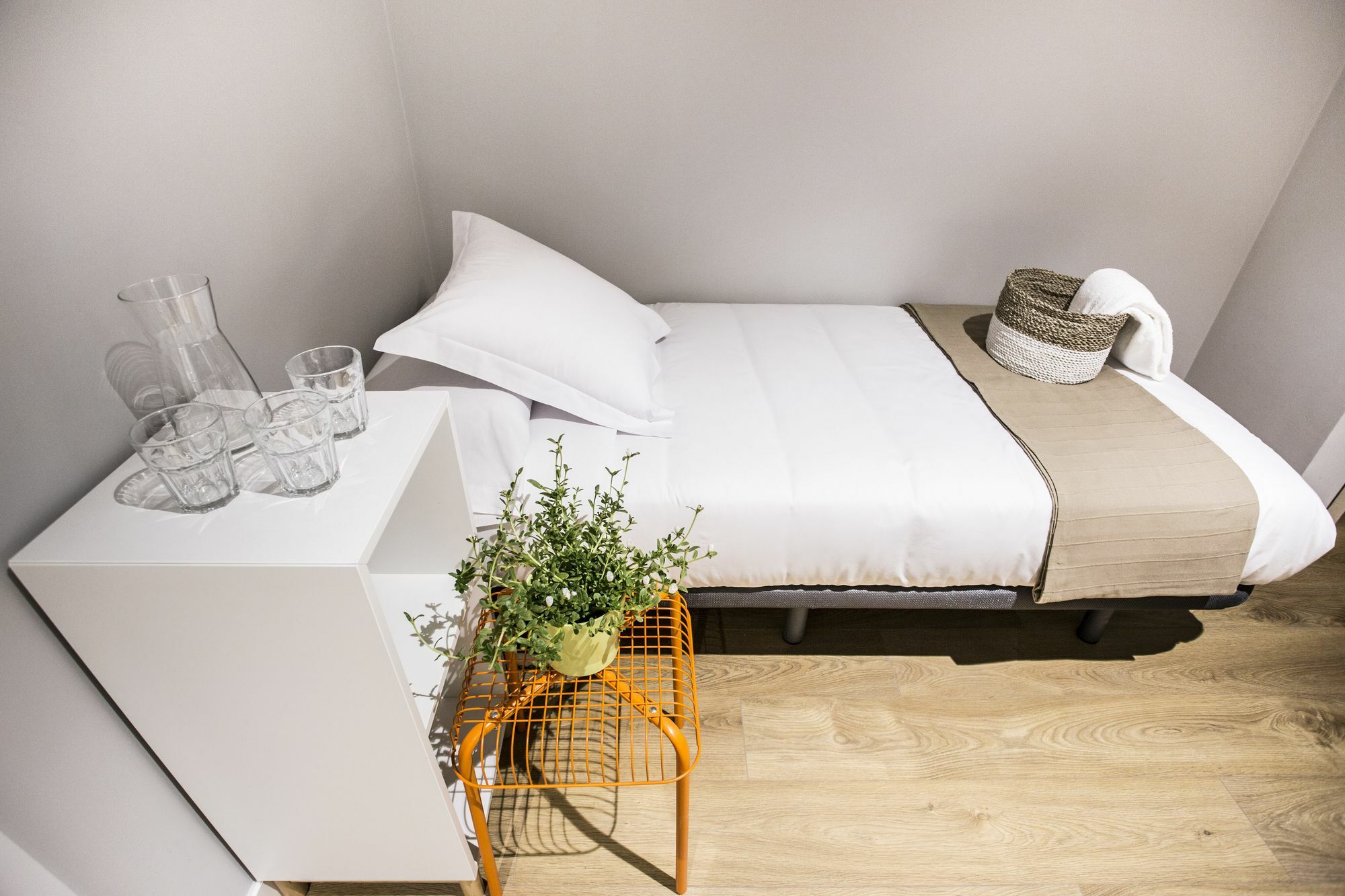 Hola Rooms Madrid Bagian luar foto